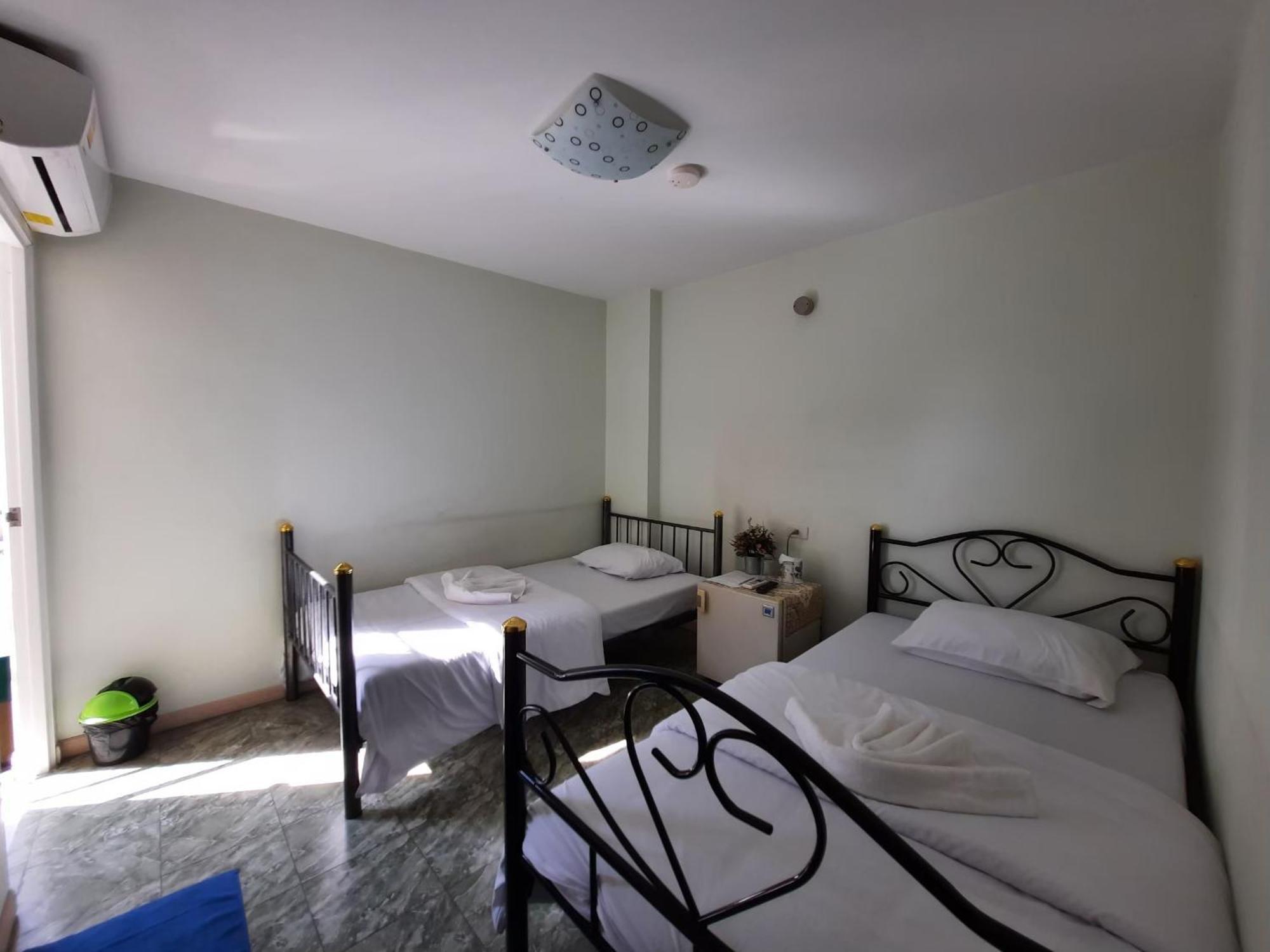 Sp Park Thaphra Hotel Bangkok Bagian luar foto